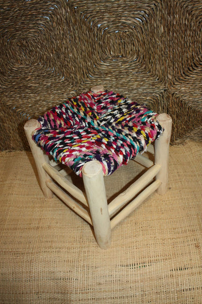 TABOURET MAROCAIN - Bois d'Eucalyptus & Tissu recyclé - Artisanat Naturel - Décoration Durable