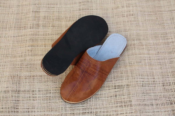 Babouches homme en cuir marron avec semelle en pneu