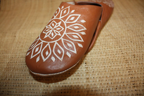 BABOUCHES souples pour Femme en cuir marron camel - Chaussons cuir confortables. ARTISANAT 100% Naturelle - Du 36 au 42 !