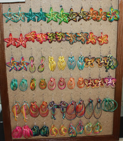 Boucles d'oreilles en Bambou - Artisanat Fait Main - Légères et colorées !