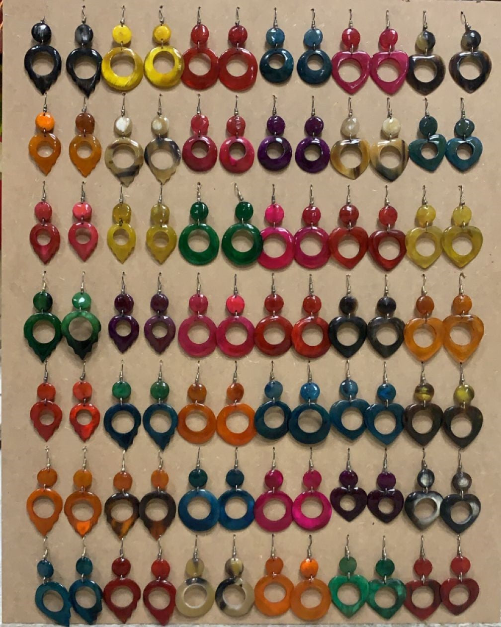 Boucles d'oreilles en corne de Zébu - Artisanat de Madagascar - Légères et uniques !