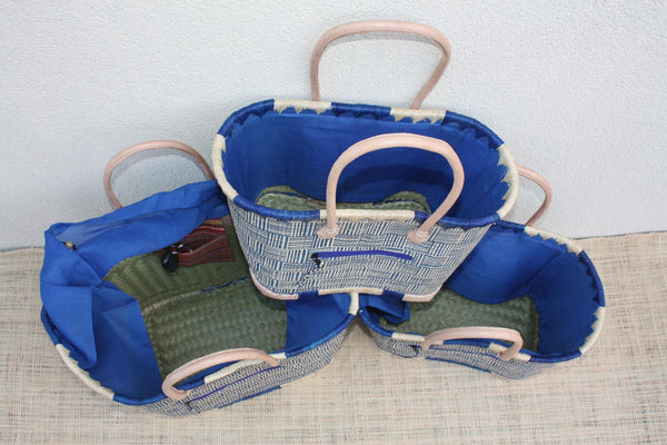 cabas de marché bleu anses longues et tissu avec lacet de serrage