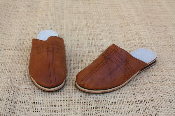Mules homme en cuir marron artisanales fabriquées à la main