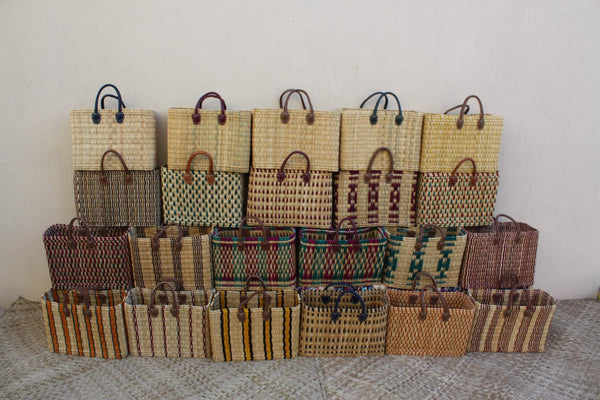 Grand Panier XXL Solide en Osier - Idéal pour le Marché, les Courses et la Plage - Tressé à la Main