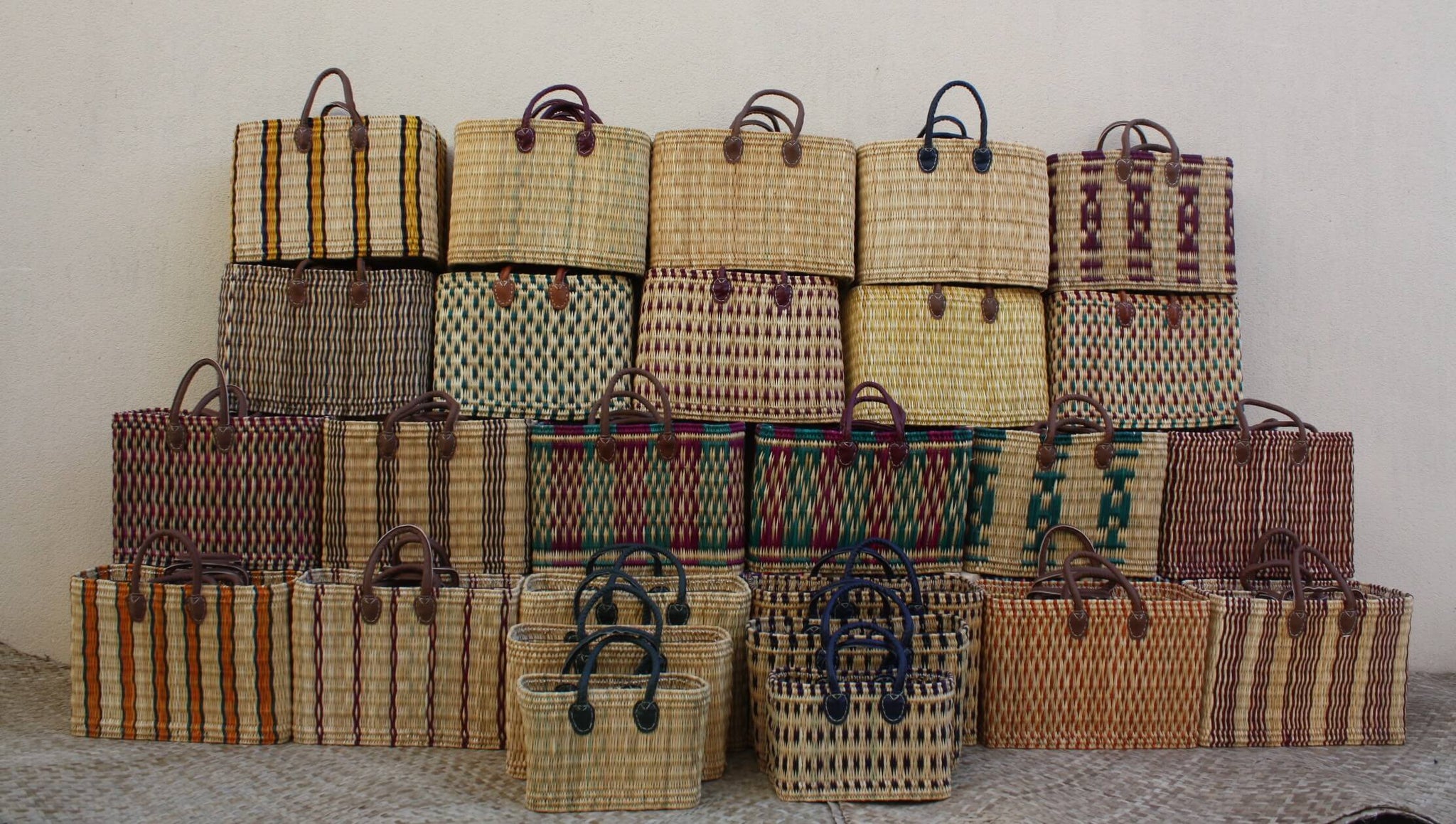 Panier Solide en Osier - Cabas de marché / courses ou sac paille plage - Tressé à la Main - 3 TAILLES - rotin jonc marocain fond plat