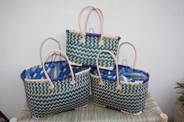 Panier de courses BLEU & NATUREL de MADAGASCAR - Sac Pochon Tissu Bleu - Cabas tressé main - 3 tailles - plage osier marché paille rotin