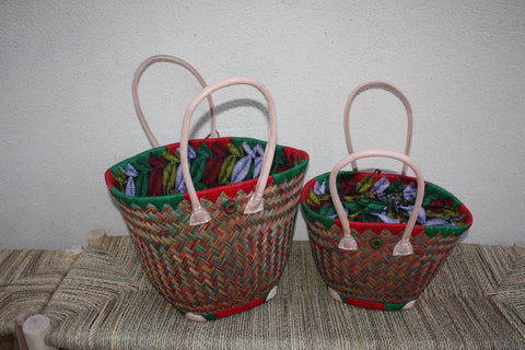 Panier osier ROND qui se ferme + tissu WAX africain - Rouge & Vert - Cabas rotin marché courses Sac paille plage Anses Longues