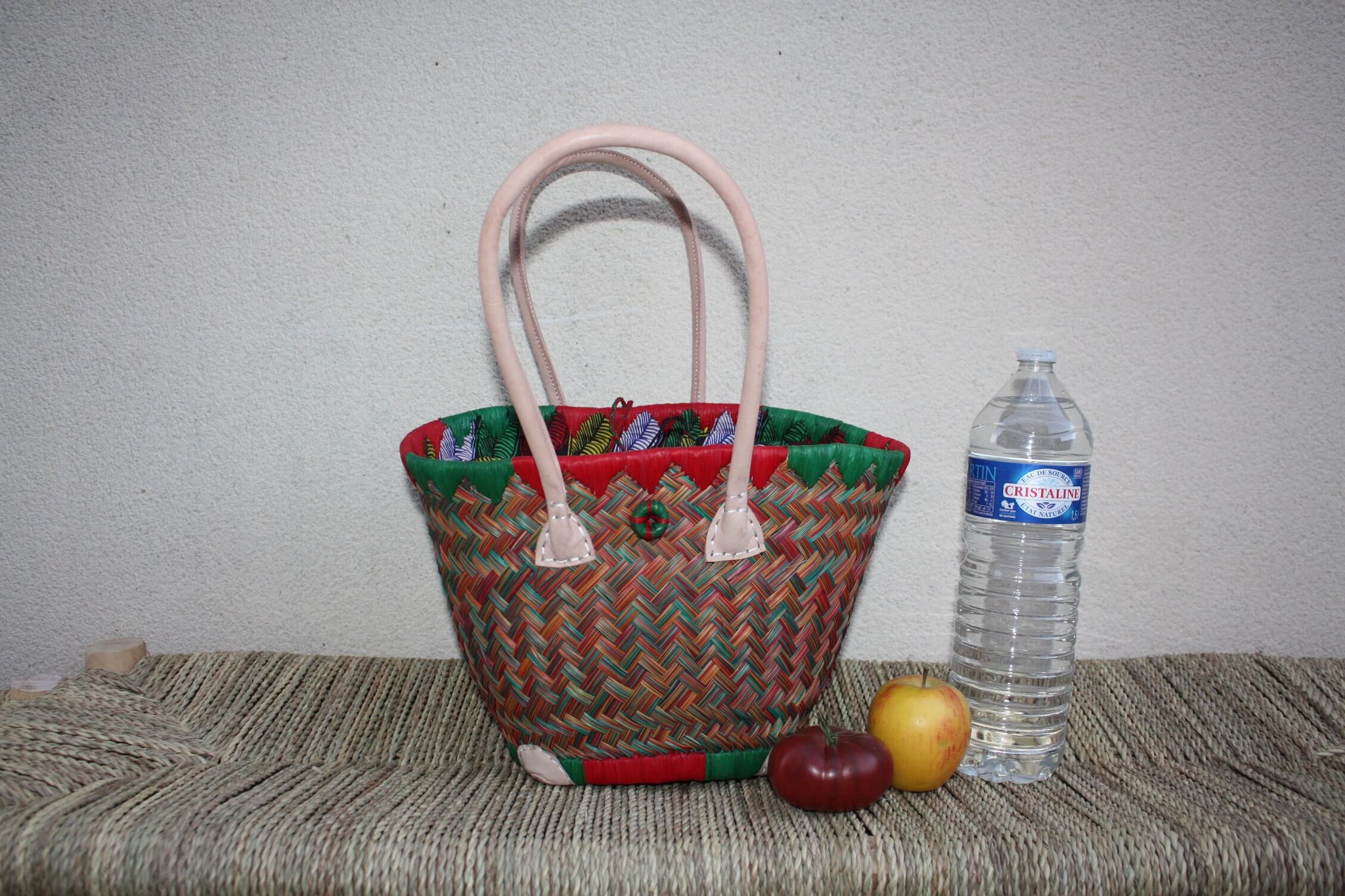 Panier osier ROND qui se ferme + tissu WAX africain - Rouge & Vert - Cabas rotin marché courses Sac paille plage Anses Longues