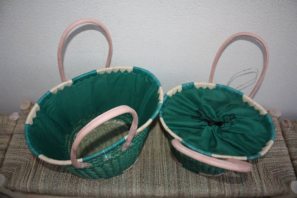Panier osier rond Vert Turquoise avec tissu pochon qui ferme - Sac africain rotin plage Anses Longues Cabas paille marché courses