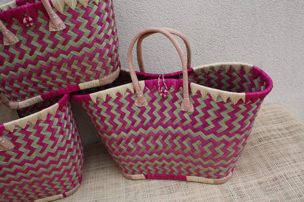 Panier osier rose & naturel – Sac plage cabas marché artisanal Madagascar, rotin tressé main, anses cuir (3 tailles)