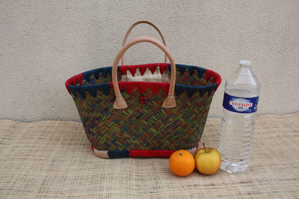 Großer Einkaufskorb aus Madagaskar – Tragetasche blau rot grün – massiv handgeflochten – 3 Größen zur Auswahl – Strandkorb aus Rattanstroh