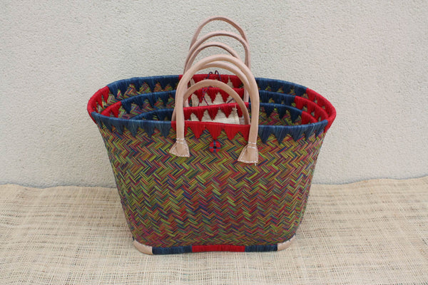 Großer Einkaufskorb aus Madagaskar – Tragetasche blau rot grün – massiv handgeflochten – 3 Größen zur Auswahl – Strandkorb aus Rattanstroh