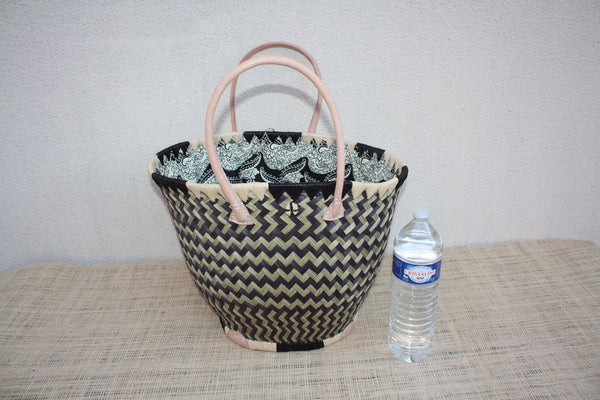 Panier Rond Wax Africain Noir & Naturel – Sac Cabas Bohème en Fibres Naturelles – Panier Marché Plage avec Anses Cuir – Fait Main Madagascar