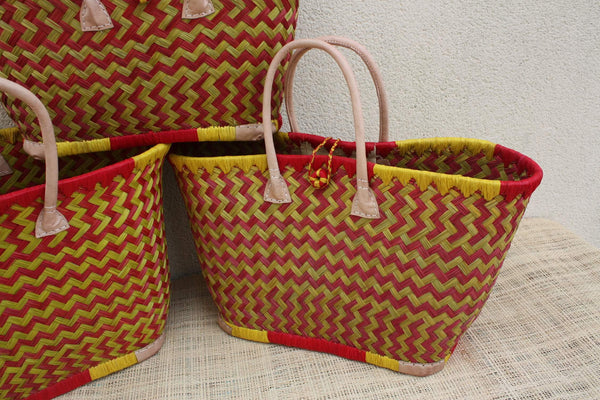 Panier paille rouge & jaune – Sac plage cabas osier marché artisanal Madagascar, rotin tressé main, anses cuir (3 tailles)