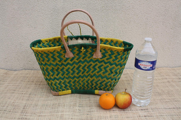 Panier osier vert & jaune – Sac plage cabas marché artisanal Madagascar, rotin tressé main, anses cuir (3 tailles)