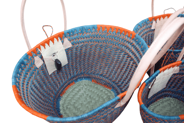 panier tressé en paille avec poche intérieur