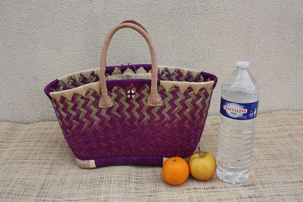 Panier en osier de Madagascar VIOLET artisanal – Sac cabas tressé à la main avec anses en cuir – Style bohème chic