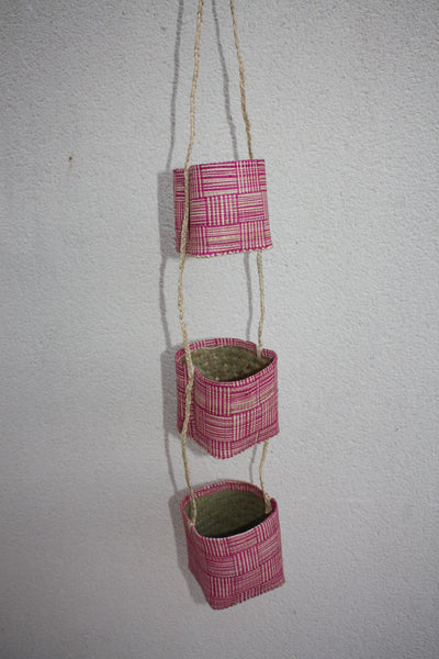 Paniers suspendus en Rabane à accrocher / Porte épices , plantes à suspendre ou rangements divers - 7 COULEURS au CHOIX - ARTISANAL