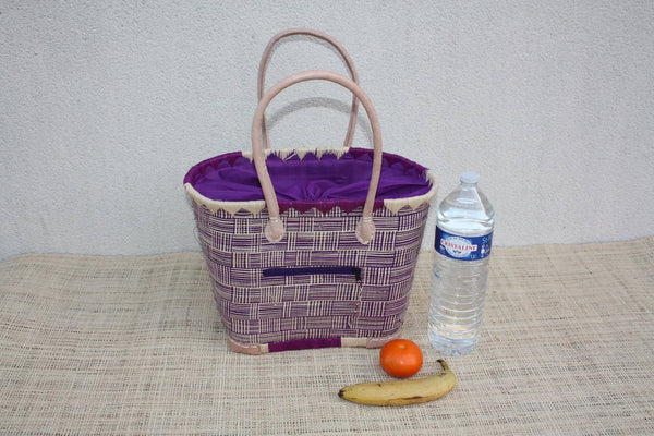 petit sac panier violet avec anses longues longues porté épaule