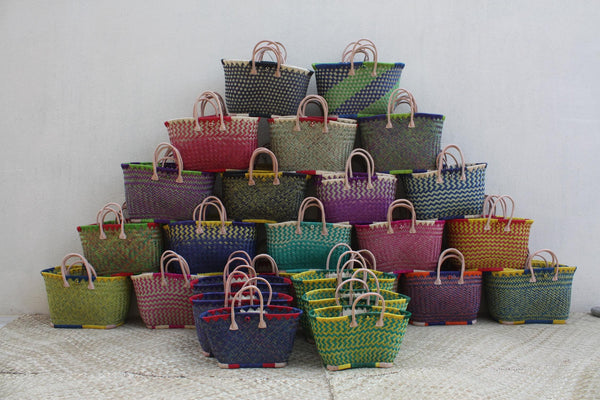 sac cabas en osier pour le marché ou la plage l'été