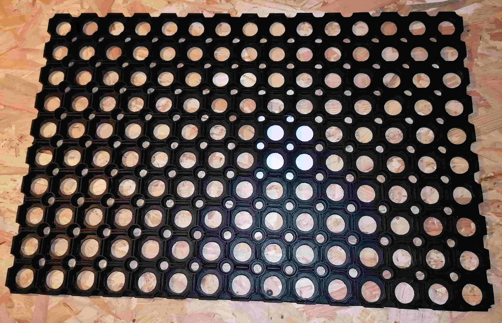 Caillebotis Caoutchouc Extérieur 60x40cm Noir - Paillasson Anti-Boue Robuste, Anti-Dérapant & Résistant Aux Intempéries