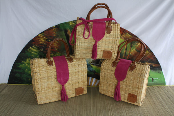 Rosafarbener Wildleder-Korb mit Klappverschluss - Handtasche mit Schultergurt / Schicke Einkaufstasche: Wählen Sie die, die zu Ihnen passt! EINZIGARTIGE SCHÖPFUNG