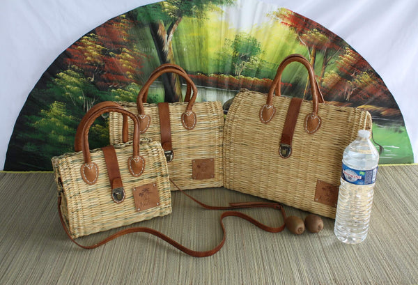 Korb-Koffer mit Lederverschluss - Handtaschen-Schultergurt - Handgemacht geflochtenes Kunsthandwerk - EINZIGARTIGE KREATION HULÉTI