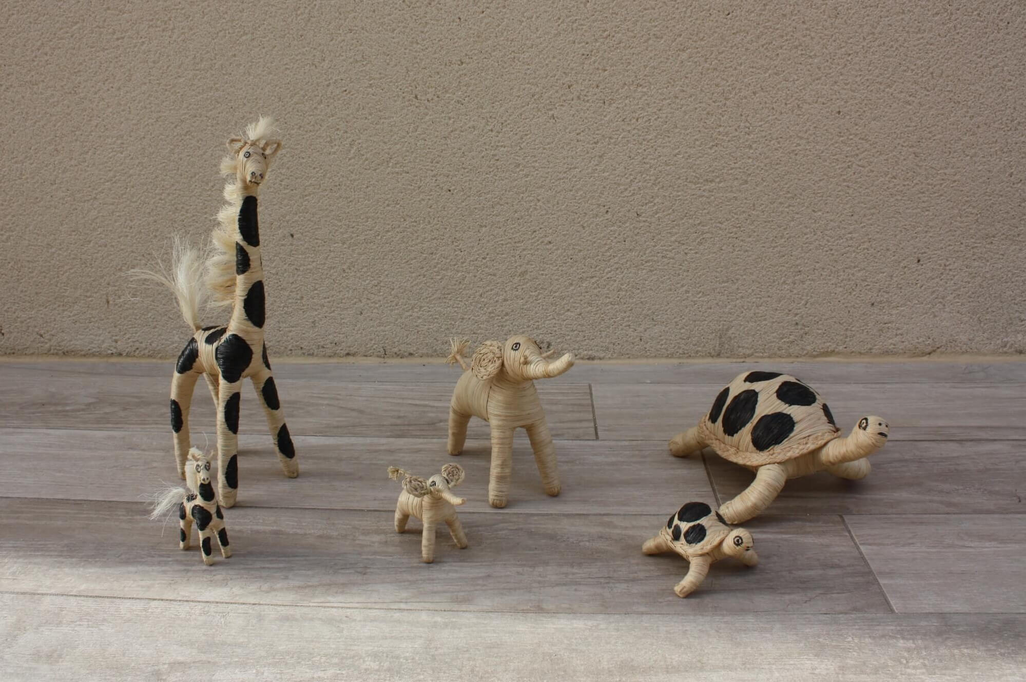 Sculpture Bois Débutants Kit Sculpture Bois Animaux - Ébauches Tilleul Rhinocéros Girafe Éléphant - Débutants Artisanat Sculpture Animaux Bois Débutants