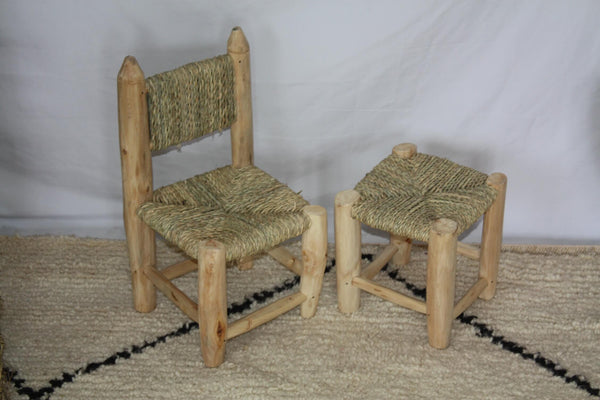 Hocker oder Stuhl für Kinder - ARTISANAL - aus Zitronenholz - ORIGINAL - böhmische Boho-Dekoration